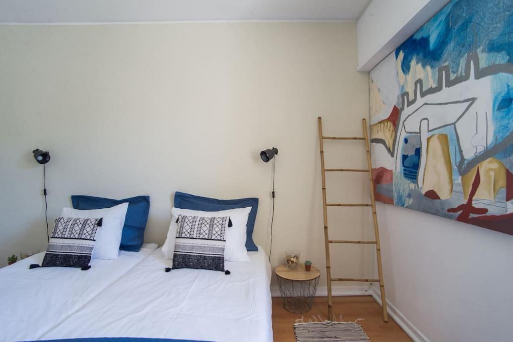 Lisbon Waves Surf Lodge Almada Exteriér fotografie
