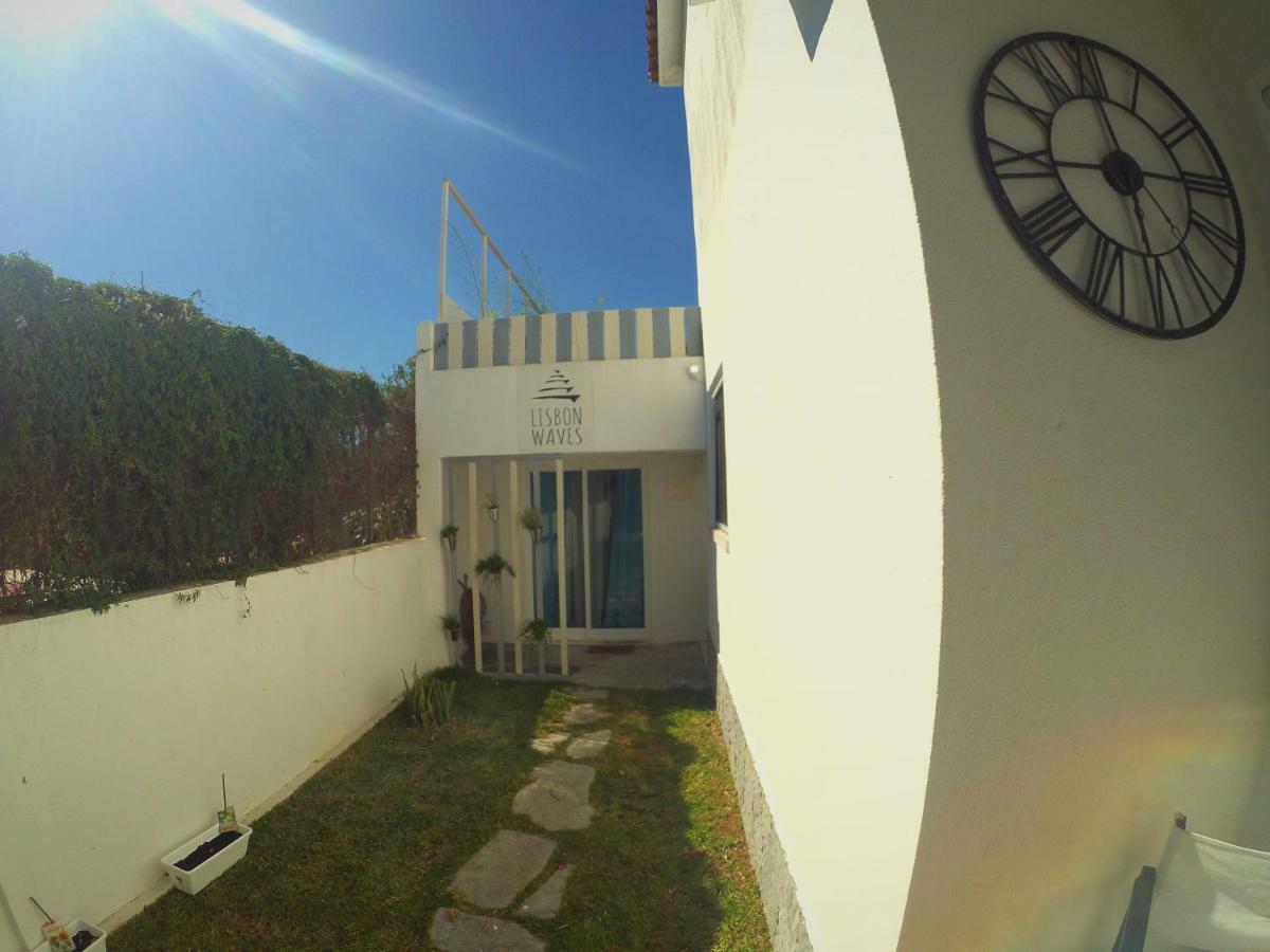 Lisbon Waves Surf Lodge Almada Exteriér fotografie